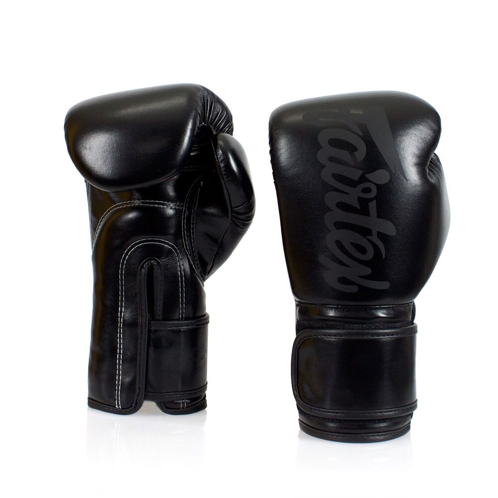 新品 未使用 ボクシンググローブ Fairtex 8oz
